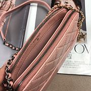 Chanel Gabrielle Clutch Light Pink A94505 size 18 cm - 2