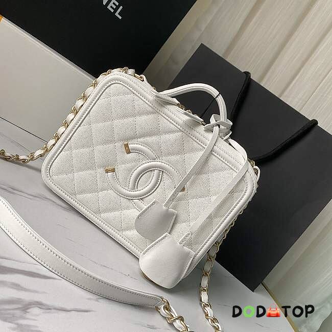 Chanel Vanity Bag in White A93343 Size 21 x 16 x 8 cm - 1
