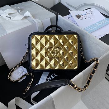 Chanel Vanity Bag Lambskin & Gold-Tone Metal Black AS2900 18 cm