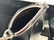 Givenchy Mini Antigona Vertical Bag Black 20 x 10 x 8.5 cm - 3