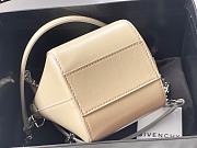 Givenchy Mini Antigona Vertical Bag Creme 20 x 10 x 8.5 cm - 5