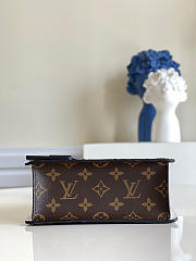 Louis Vuitton Spring Street Pink Handbag M90375 Size 17 x 16 x 8.5 cm - 2