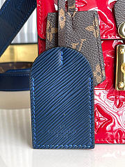 Louis Vuitton Spring Street Red Handbag M90375 Size 17 x 16 x 8.5 cm - 5