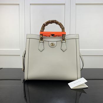 Gucci Diana Medium Tote Bag White 655658 Size 35 x 30 x 14 cm