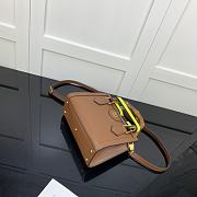 Gucci Diana Mini Tote Bag Brown 655661 Size 20 x 16 x 10 cm - 2