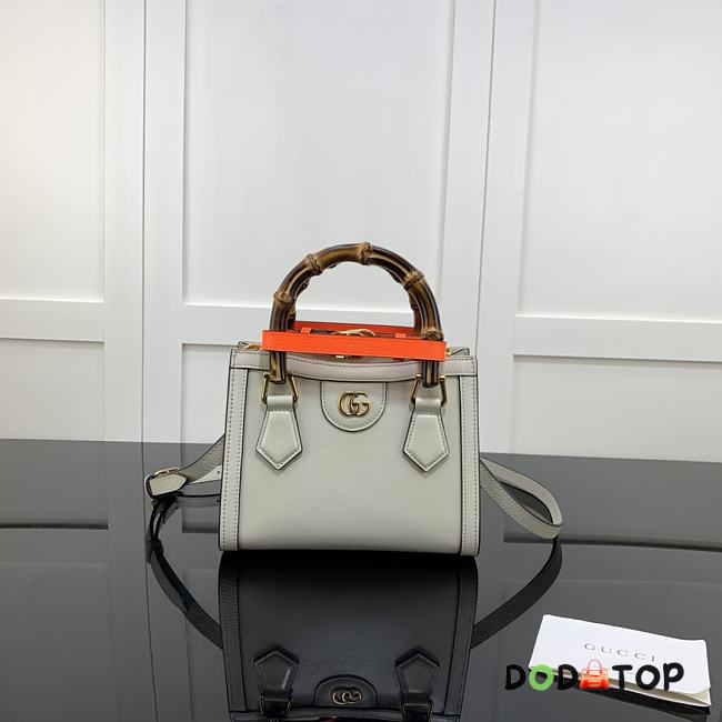 Gucci Diana Mini Tote Bag White 655661 Size 20 x 16 x 10 cm - 1