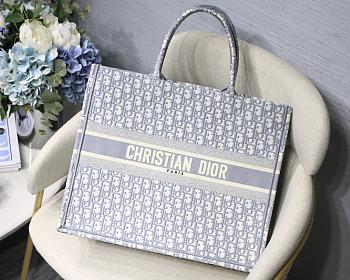 Dior Book Tote Gray Oblique Embroidery M1286 Size 41.5 x 34.5 x 16 cm