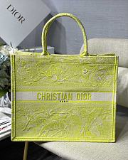 Dior Book Tote Lime Toile De Jouy Embroidery M1286 Size 41.5 x 32 x 15 cm - 1