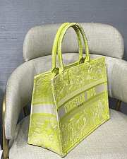 Dior Small Book Tote Lime Toile De Jouy M1296 Size 36.5 x 28 x 14 cm - 6