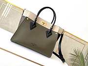 Louis Vuiton On My Side MM Green/Latte Beige M55302 Size 30.5 x 24.5 x 14 cm - 1