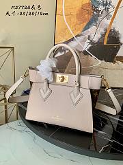 LV On My Side PM Greige M57729 Size 25 x 20 x 12cm - 1