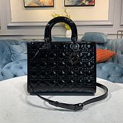 Dior Large Lady Bagblack Patent Cannage Calfskin M0567 Size 32 cm - 1