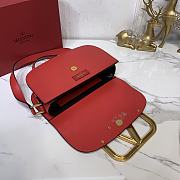 Valentino Supervee Calfskin Crossbody Bag Red ZXLU26 Size 26.5 cm - 4