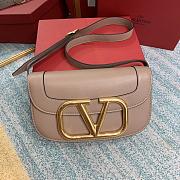 Valentino Supervee Calfskin Crossbody Bag Dusty Pink ZXLU26 Size 26.5 cm - 1
