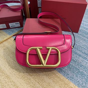 Valentino Supervee Calfskin Crossbody Bag Pink ZXLU26 Size 26.5 cm