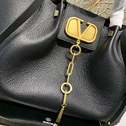 Valentino Garavani Vlogo Escape Large Tote Bag Black Size 41 cm - 3