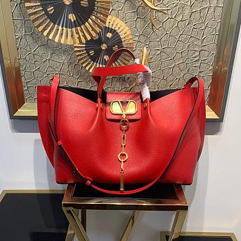 Valentino Garavani Vlogo Escape Large Tote Bag Red Size 41 cm
