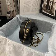 Chanel Heart Shaped Pre-spring 2022 Black Size 20 × 17 × 6.5 cm - 3
