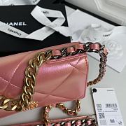 Chanel 19 Wallet On Chain 2021 Pink AP0957 Size 19 x 12.3 x 3.5 cm - 5