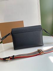 Burberry Check Note Crossbody Bag Black 80211101 Size 25 x 18 x 8.5 cm - 2
