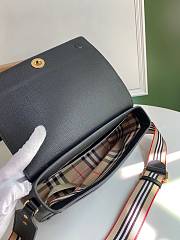 Burberry Check Note Crossbody Bag Black 80211101 Size 25 x 18 x 8.5 cm - 4