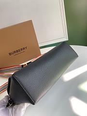 Burberry Check Note Crossbody Bag Black 80211101 Size 25 x 18 x 8.5 cm - 3