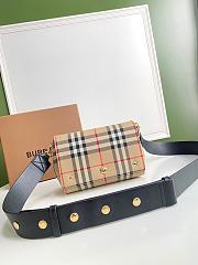 Burberry Small Vintage Check And Leather Crossbody Bag Size 18 x 12 x 8 cm - 1