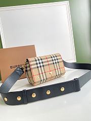 Burberry Small Vintage Check And Leather Crossbody Bag Size 18 x 12 x 8 cm - 6