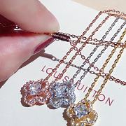 Louis Vuitton Flower Necklace - 3