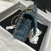 Chanel Tweed and Gold-tone Metal Flap Bag Turquoise A01112 Size 25.5 cm - 2