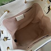 Gucci Ophidia GG Bucket Bag White 550621 Size 20.5 x 26 x 11 cm - 2