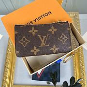 Louis Vuitton Key Pouch Monogram Canvas M62650 Size 12 x 7 x 1.5 cm - 2