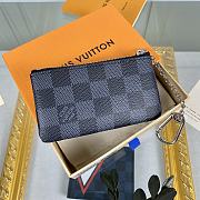 Louis Vuitton Key Pouch Damier Graphite N60155 Size 12 x 7 x 1.5 cm - 2