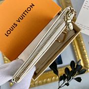 Louis Vuitton Key Pouch Damier Azur N62659 Size 12 x 7 x 1.5 cm - 5