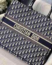Dior Book Tote Blue Oblique Embroidery M1286 Size 41.5 x 34.5 x 16 cm - 6