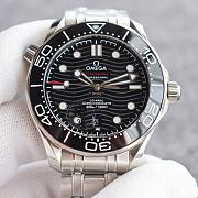Omega Seamaster Diver 300m Co‑Axial Master Chronometer Black 42 mm  - 1
