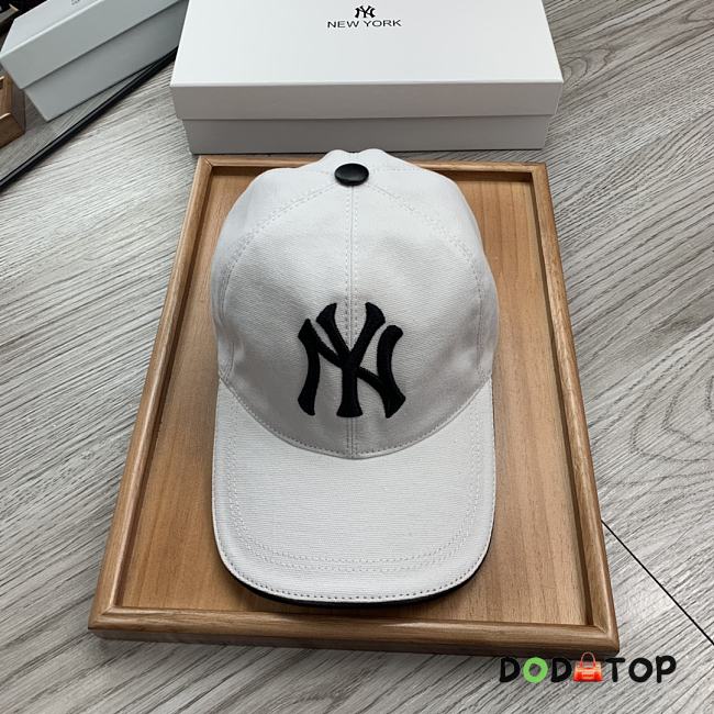 NY Yankees Hat White - 1