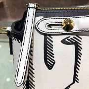 Fendi Iconic By The Way Boston Medium Handbag Size 28 x 14 x 18 cm - 3