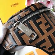 Fendi Belt Bag Brown Leather 7VA434 Size 30 x 17 x 8 cm - 3