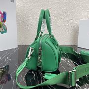 Prada Re-Edition 2005 Nylon Bag Green 1BB846 Size 20 x 11 x 11.5 cm - 6