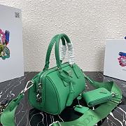 Prada Re-Edition 2005 Nylon Bag Green 1BB846 Size 20 x 11 x 11.5 cm - 3