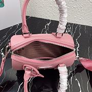 Prada Re-Edition 2005 Nylon Bag Pink 1BB846 Size 20 x 11 x 11.5 cm - 5
