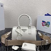 Prada Re-Edition 2005 Nylon Bag White 1BB846 Size 20 x 11 x 11.5 cm - 1
