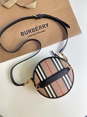 Burberry Icon Stripe E-Canvas Louise Bag 80272931 Size 17 x 7 x 17 cm - 5