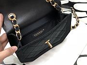 Chanel Mini Flap Bag Black Velvet AS2597 Size 19 x 15 x 6 cm - 4