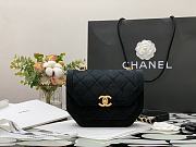 Chanel Mini Flap Bag Black Velvet AS2597 Size 19 x 15 x 6 cm - 1