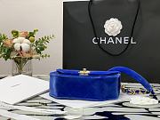 Chanel Mini Flap Bag Blue Velvet AS2597 Size 19 x 15 x 6 cm - 4