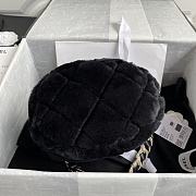 Chanel Shearling Bucket Bag Black AS2257 Size 16 x 18 x 12 cm - 2