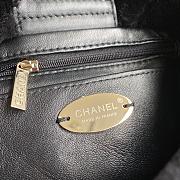 Chanel Shearling Bucket Bag Black AS2257 Size 16 x 18 x 12 cm - 5