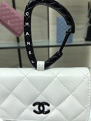 Chanel Card Holder With Jewel Hook White AP2397 Size 11 cm - 5